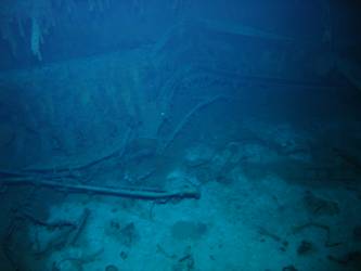 Scattered wreckage on seabed
